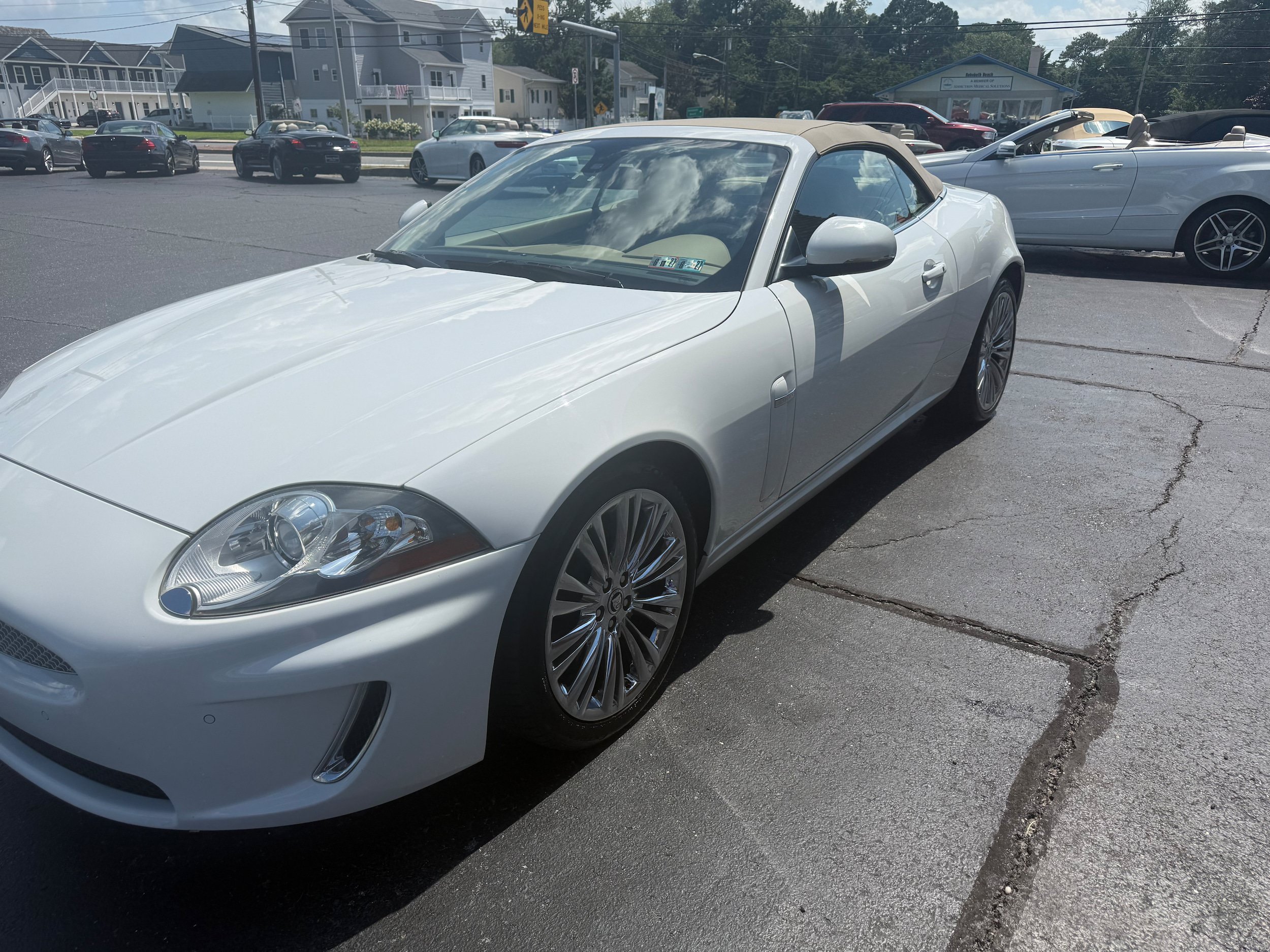 Used 2011 Jaguar XK Convertible RWD image 19