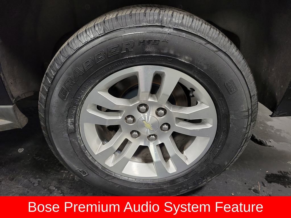 Used 2017 Chevrolet Suburban LT image 11