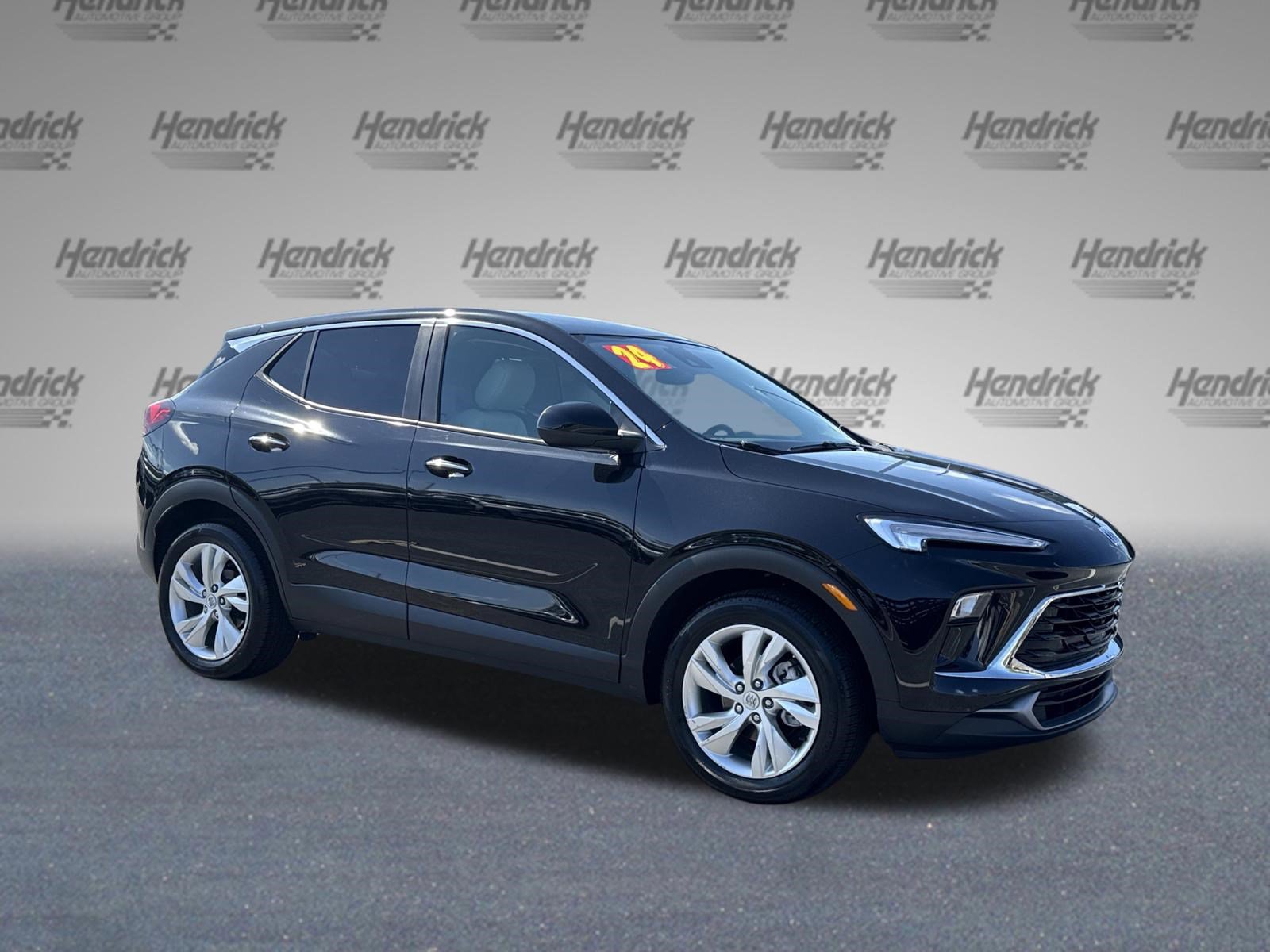 Used 2024 Buick Encore GX Preferred image 2