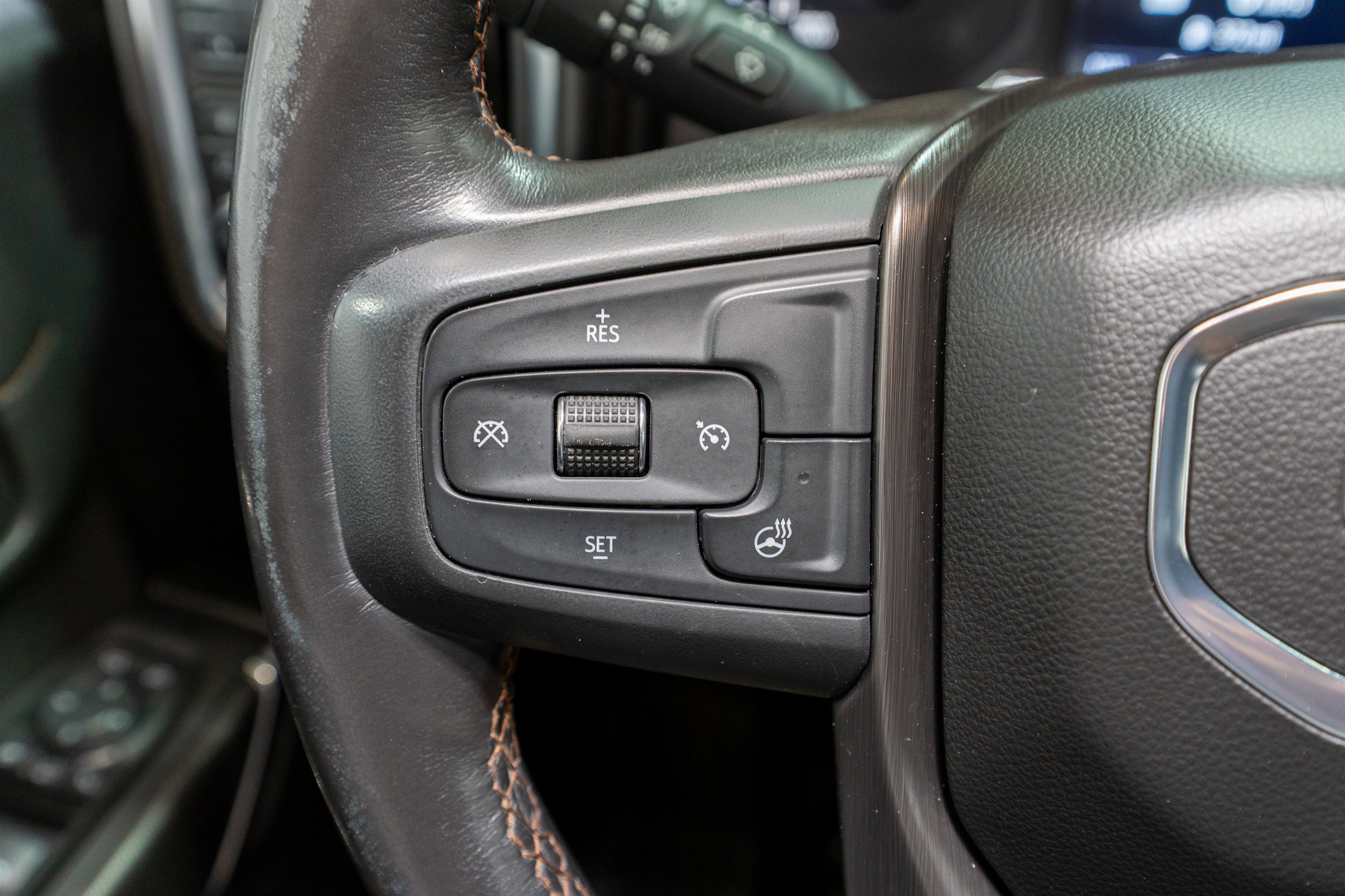 Used 2022 GMC Sierra 2500 AT4 w/ AT4 Preferred Package image 33