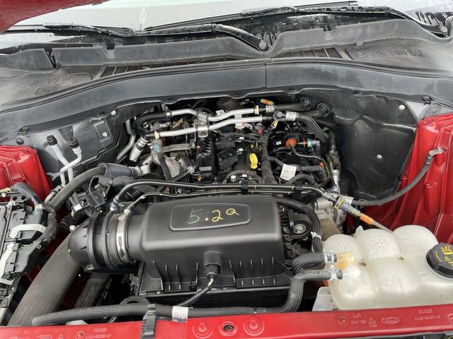 Used 2021 Ford Explorer XLT w/ Equipment Group 202A image 12