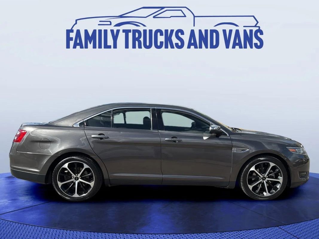 Used 2018 Ford Taurus Limited w/ Driver Assist Package image 6