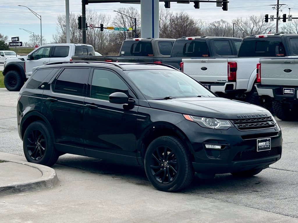 Used 2016 Land Rover Discovery Sport HSE image 7