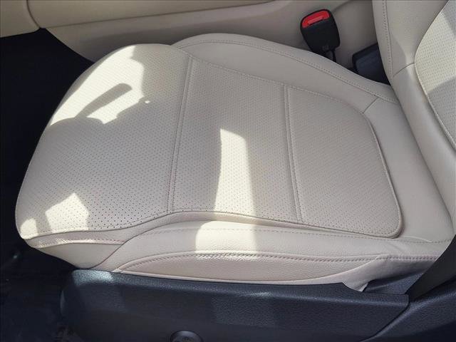 New 2026 Mercedes-Benz GLC 300 image 4