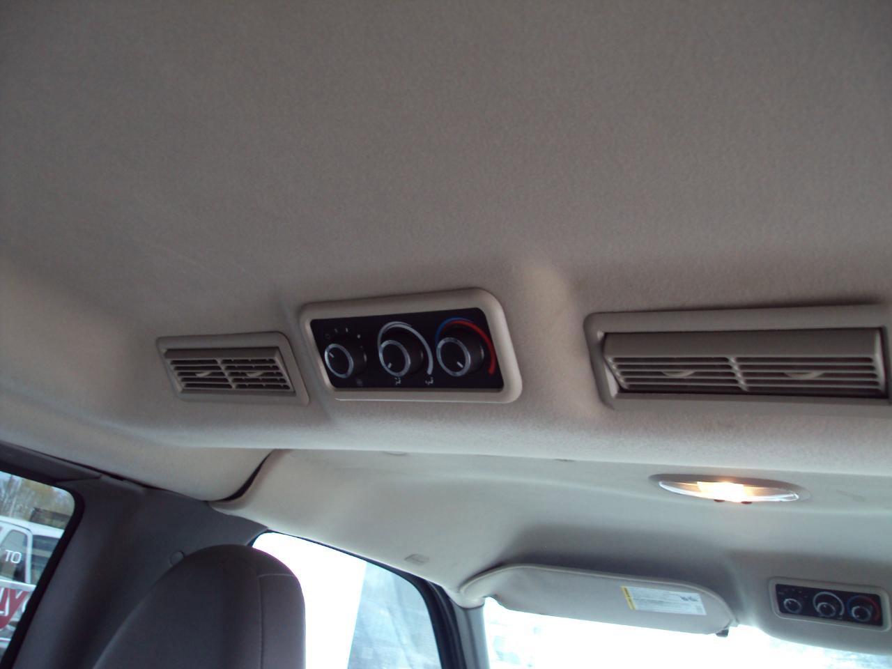 Used 2013 Chevrolet Express 1500 LT w/ LT Preferred Equipment Group AWD/4WD image 12