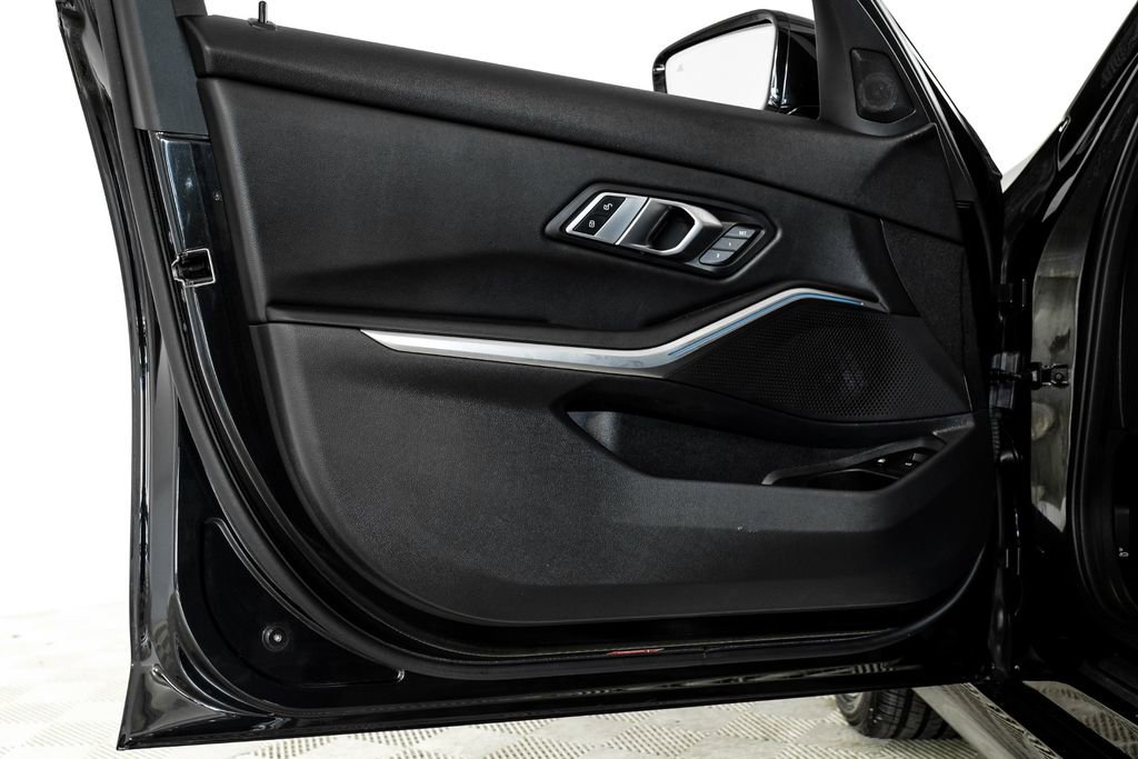 Used 2022 BMW 330e xDrive w/ Driving Assistance Package image 46