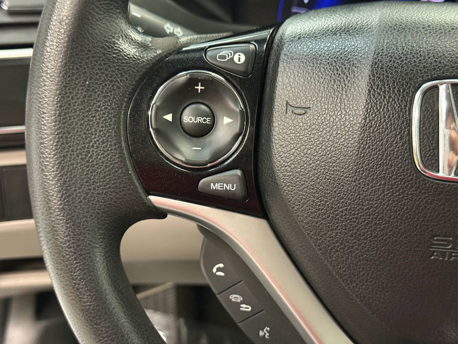 Used 2014 Honda Civic Hybrid Sedan image 29