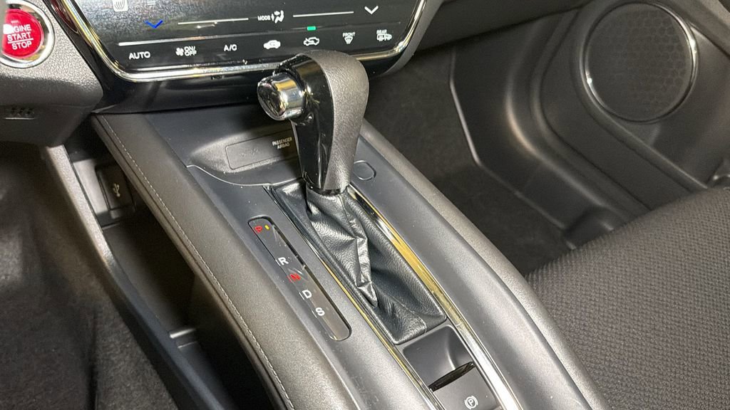 Used 2018 Honda HR-V EX image 23
