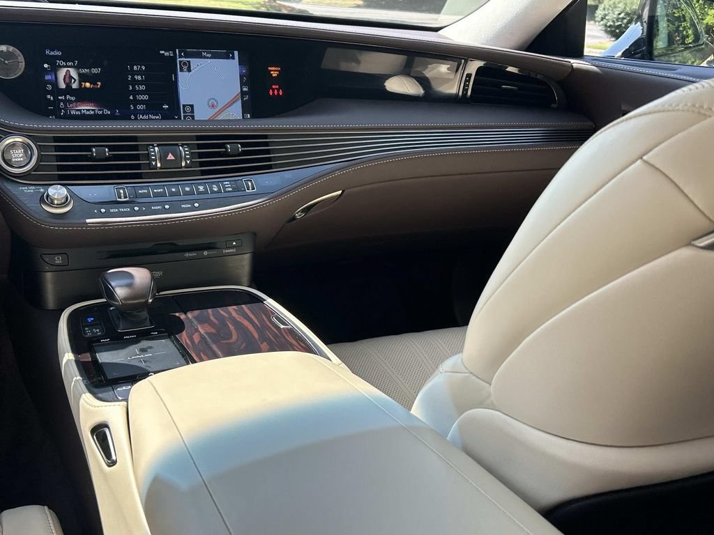Used 2019 Lexus LS 500 AWD w/ Luxury Package image 25