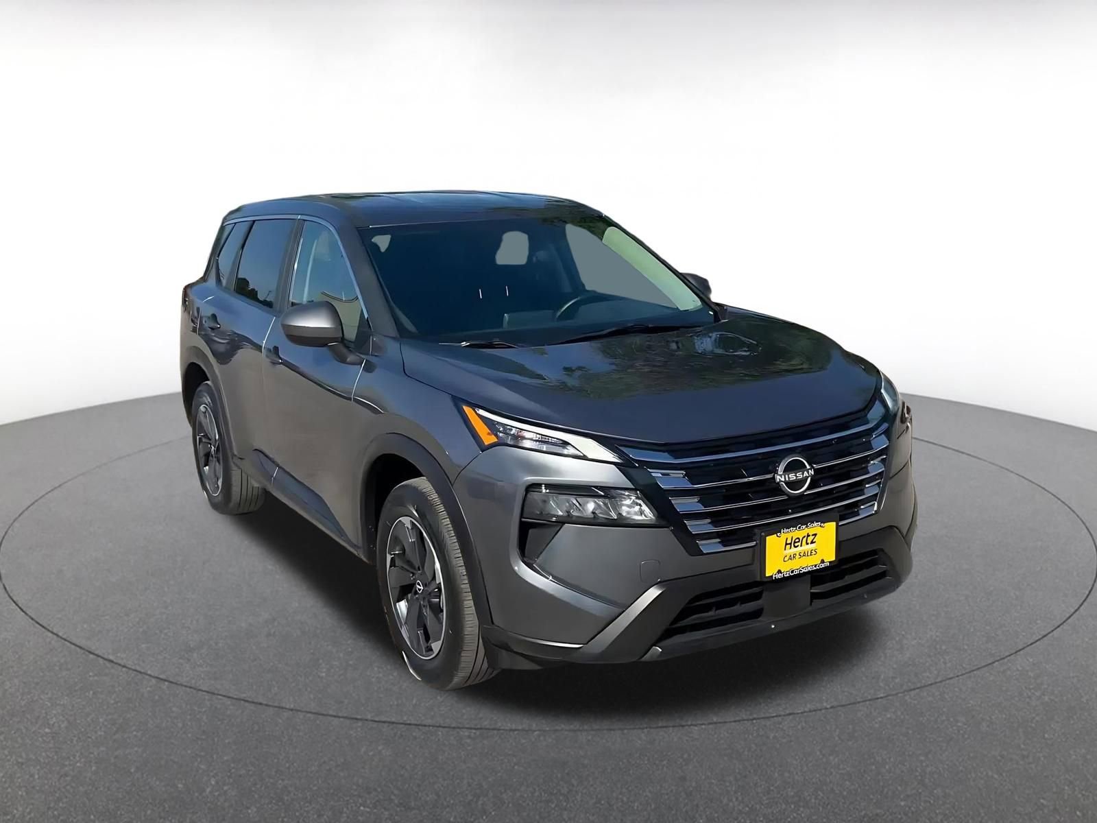 Used 2025 Nissan Rogue SV AWD/4WD image 3