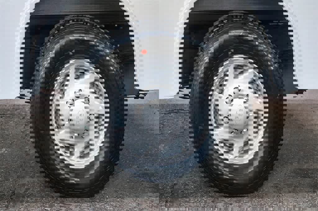 New 2026 Ford E-350 and Econoline 350 Super Duty w/ Power Equipment Group image 11