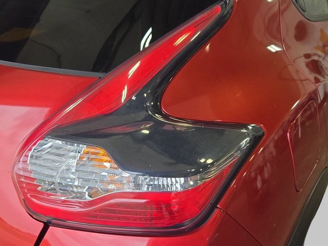 Used 2015 Nissan Juke SV w/ Technology Package AWD/4WD image 39