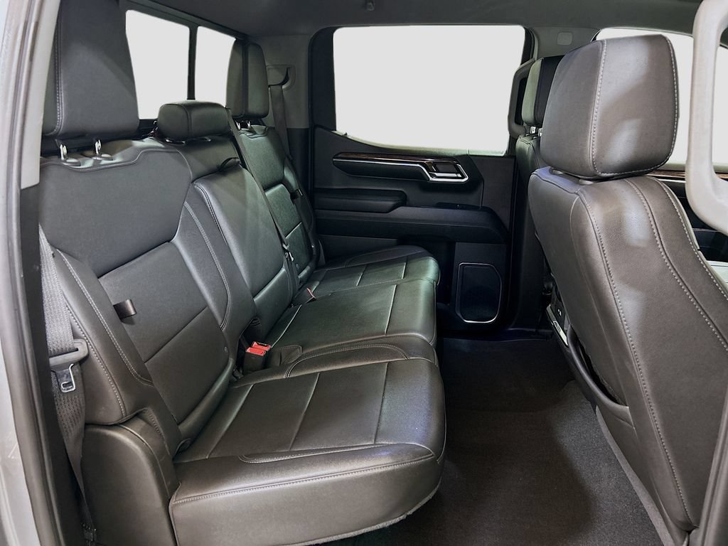 Used 2024 GMC Sierra 1500 Elevation w/ Elevation Premium Package AWD/4WD image 27