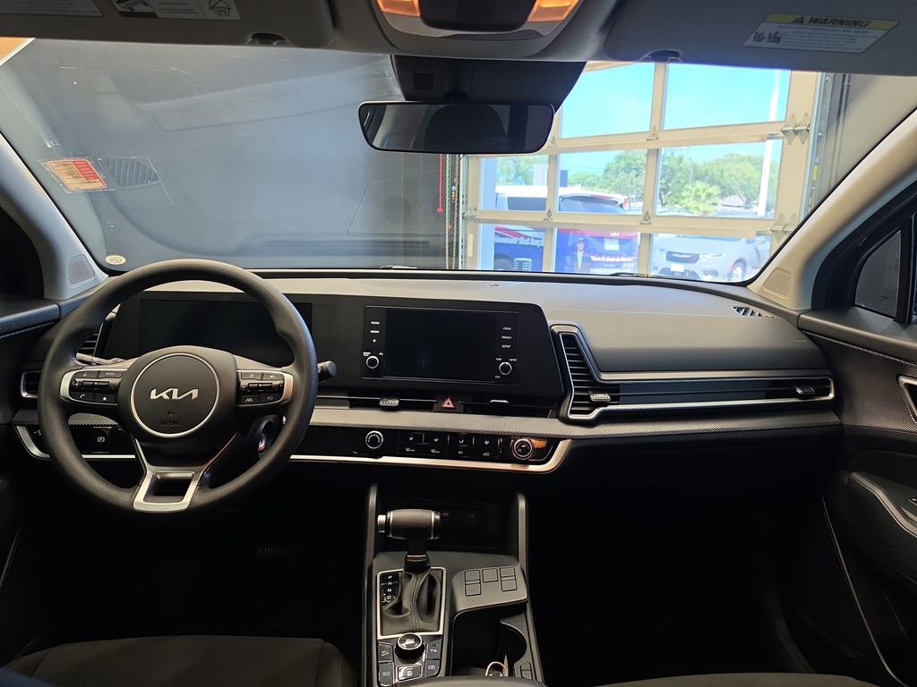 Certified 2024 Kia Sportage LX FWD image 18