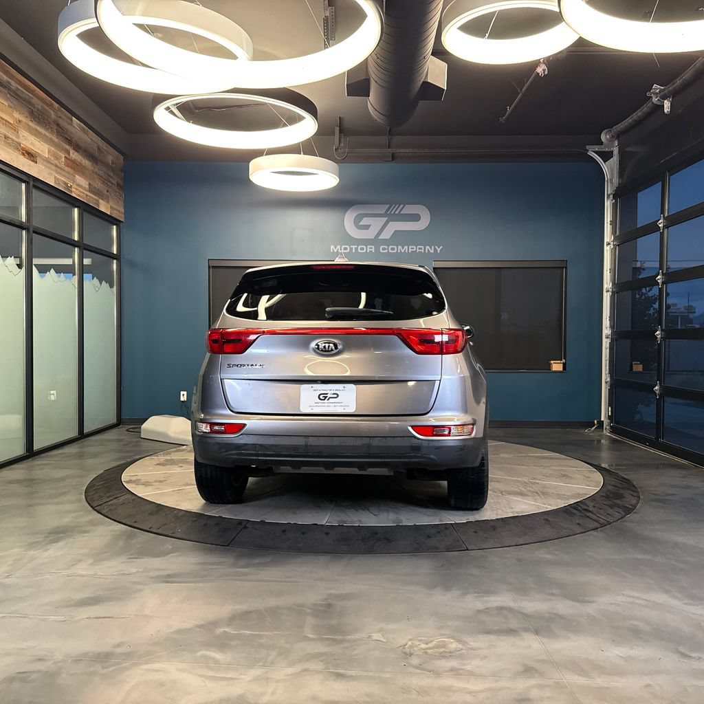 Used 2017 Kia Sportage LX AWD/4WD image 4