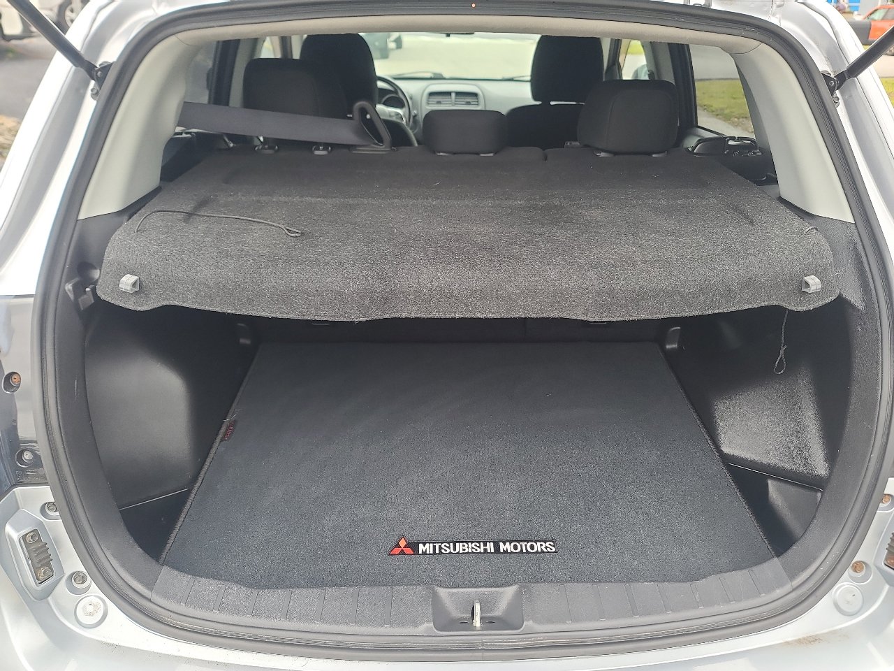 Used 2017 Mitsubishi Outlander Sport LE image 12