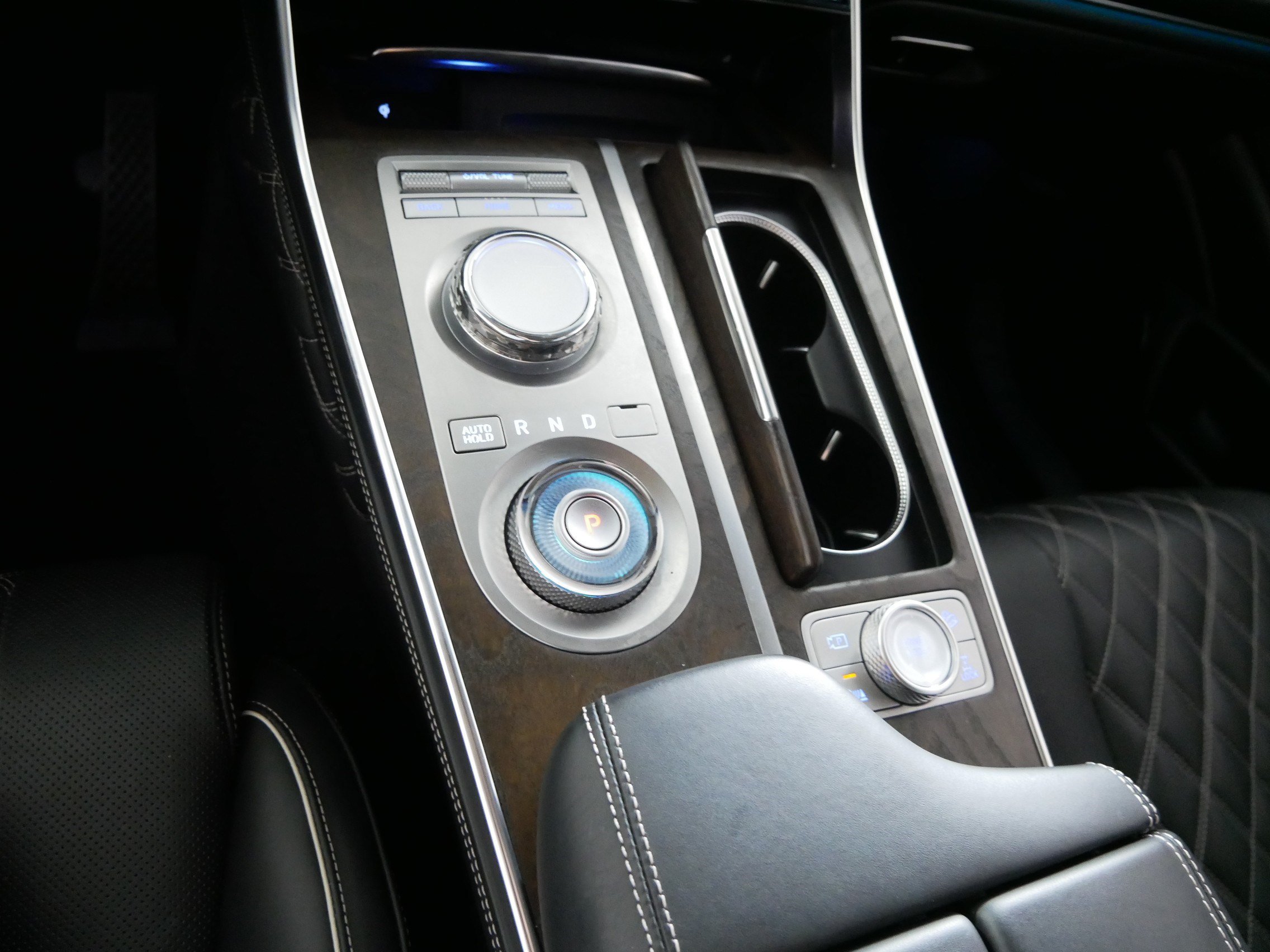 Certified 2023 Genesis GV80 3.5T AWD/4WD image 24