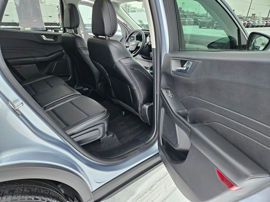 Used 2022 Ford Escape SEL AWD/4WD image 25