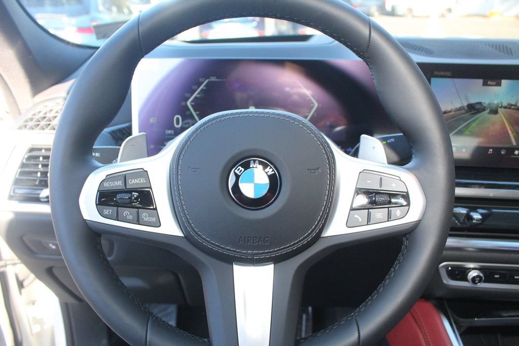 Used 2026 BMW X6 xDrive40i AWD/4WD image 14