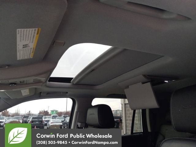 Used 2019 GMC Yukon Denali w/ Denali Ultimate Package image 23