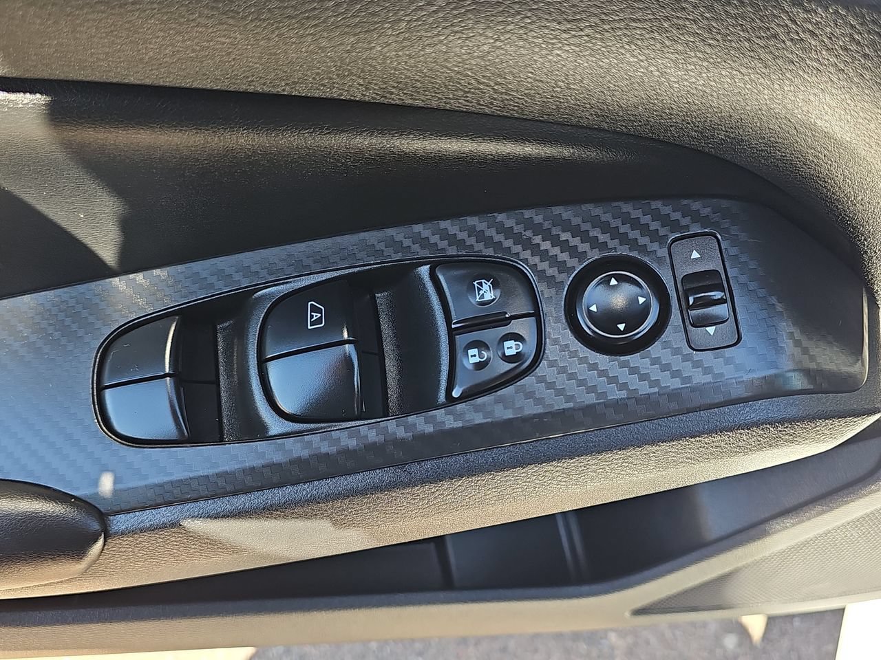Used 2024 Nissan Altima 2.5 S FWD image 26