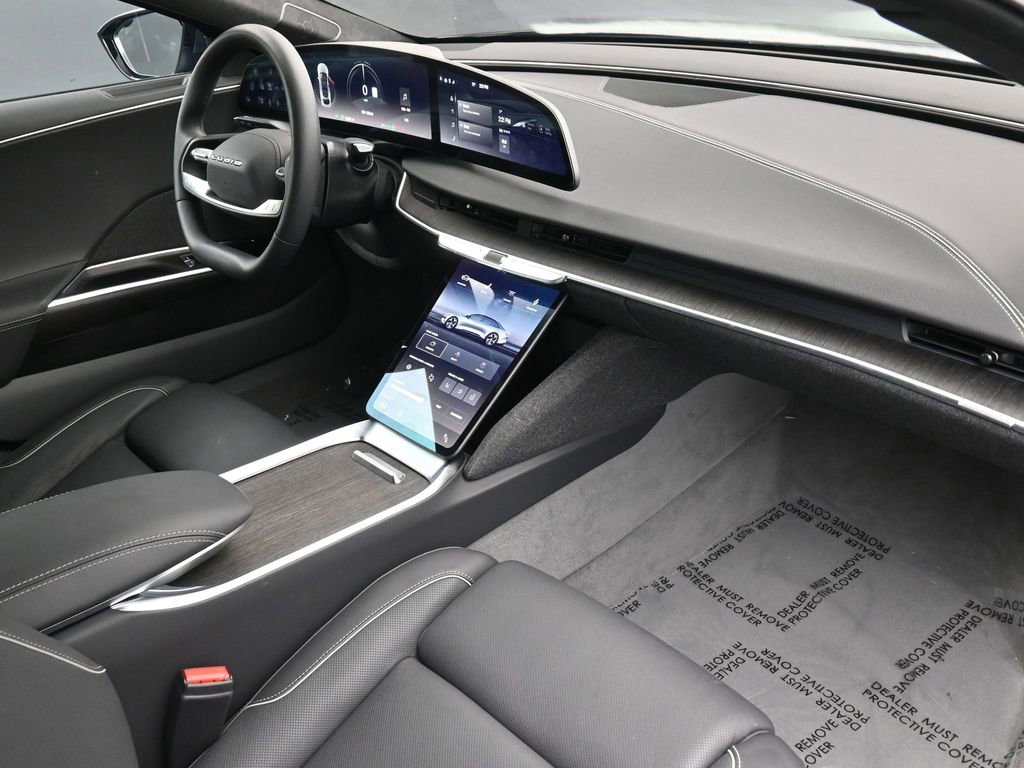 Used 2025 Lucid Air Touring image 16