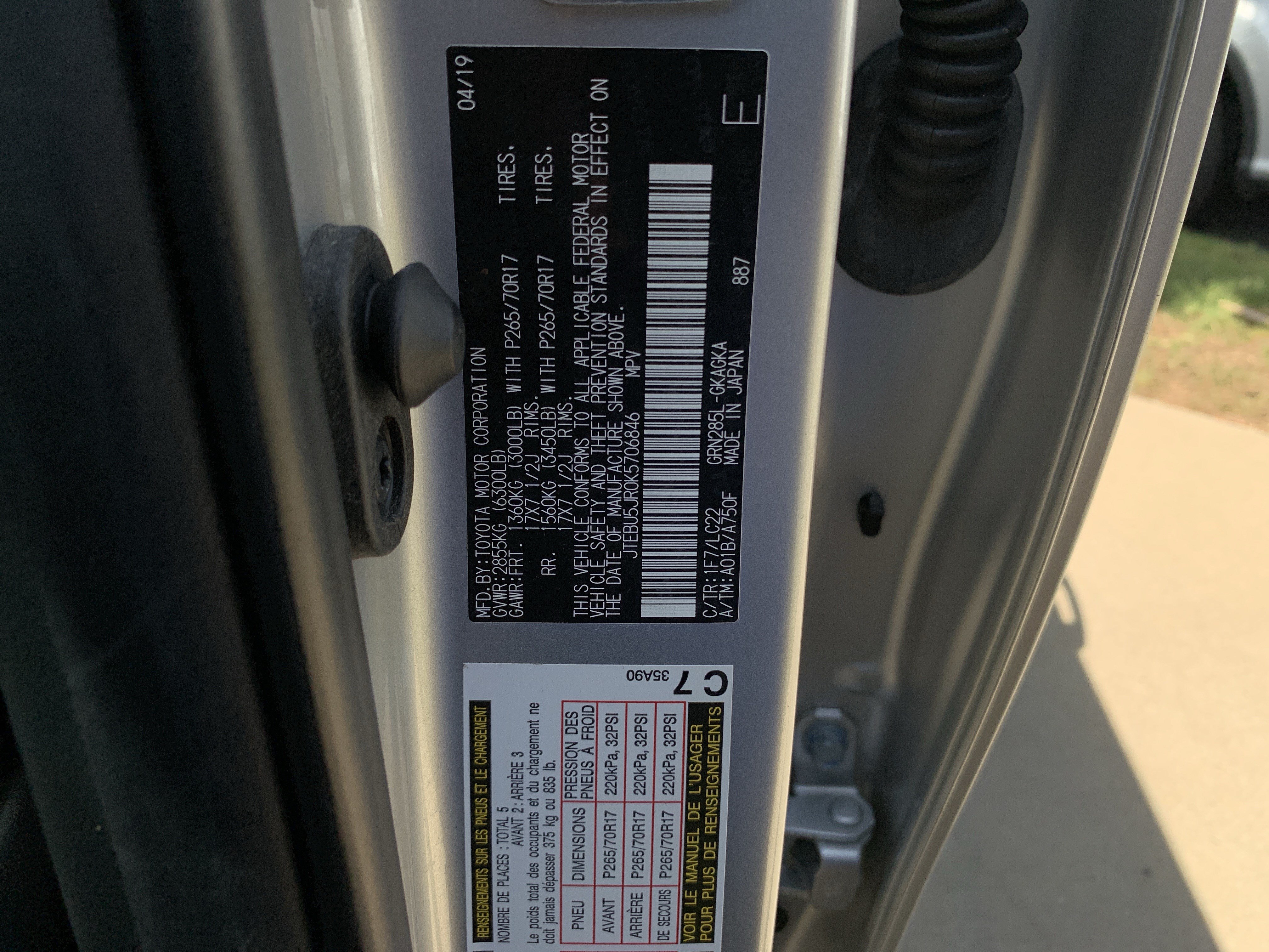 Used 2019 Toyota 4Runner TRD Off-Road Premium AWD/4WD image 36