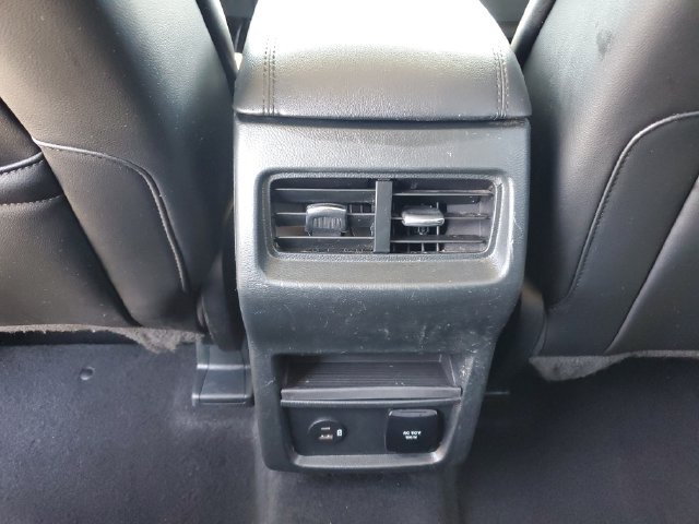 Used 2021 Ford Edge SEL w/ Convenience Package FWD image 11