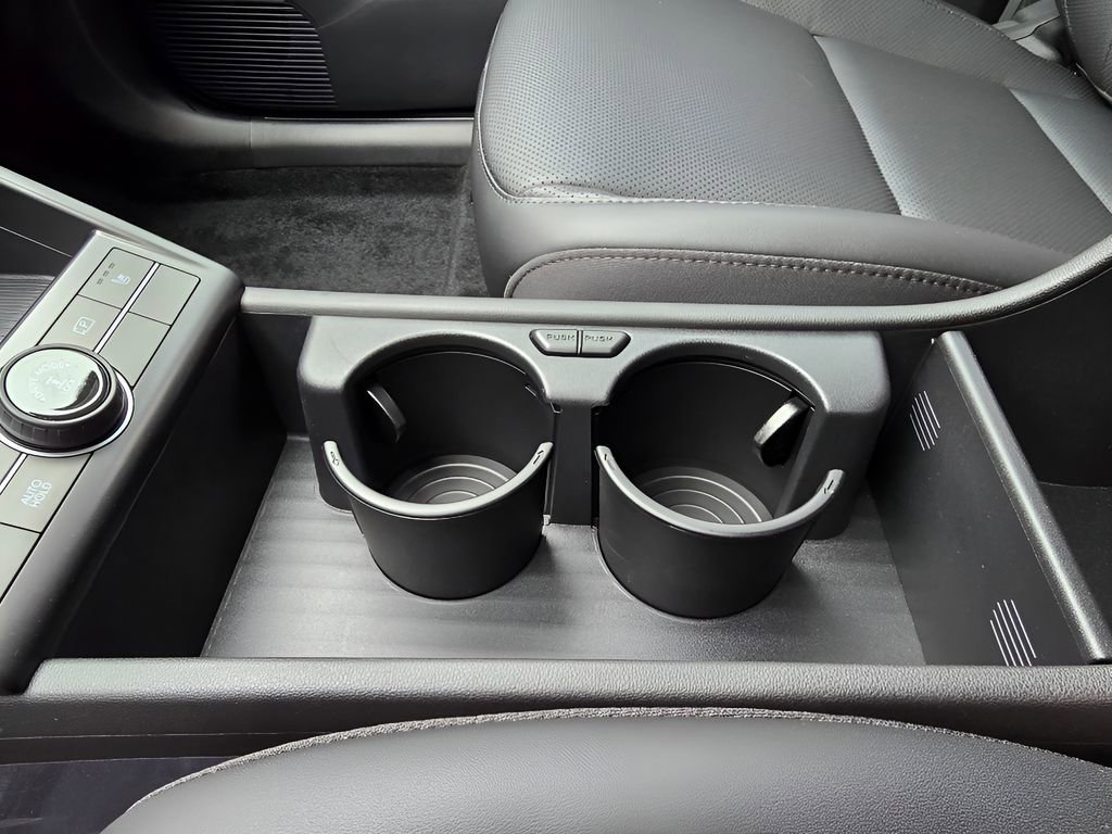 New 2026 Hyundai Kona SEL Premium image 23