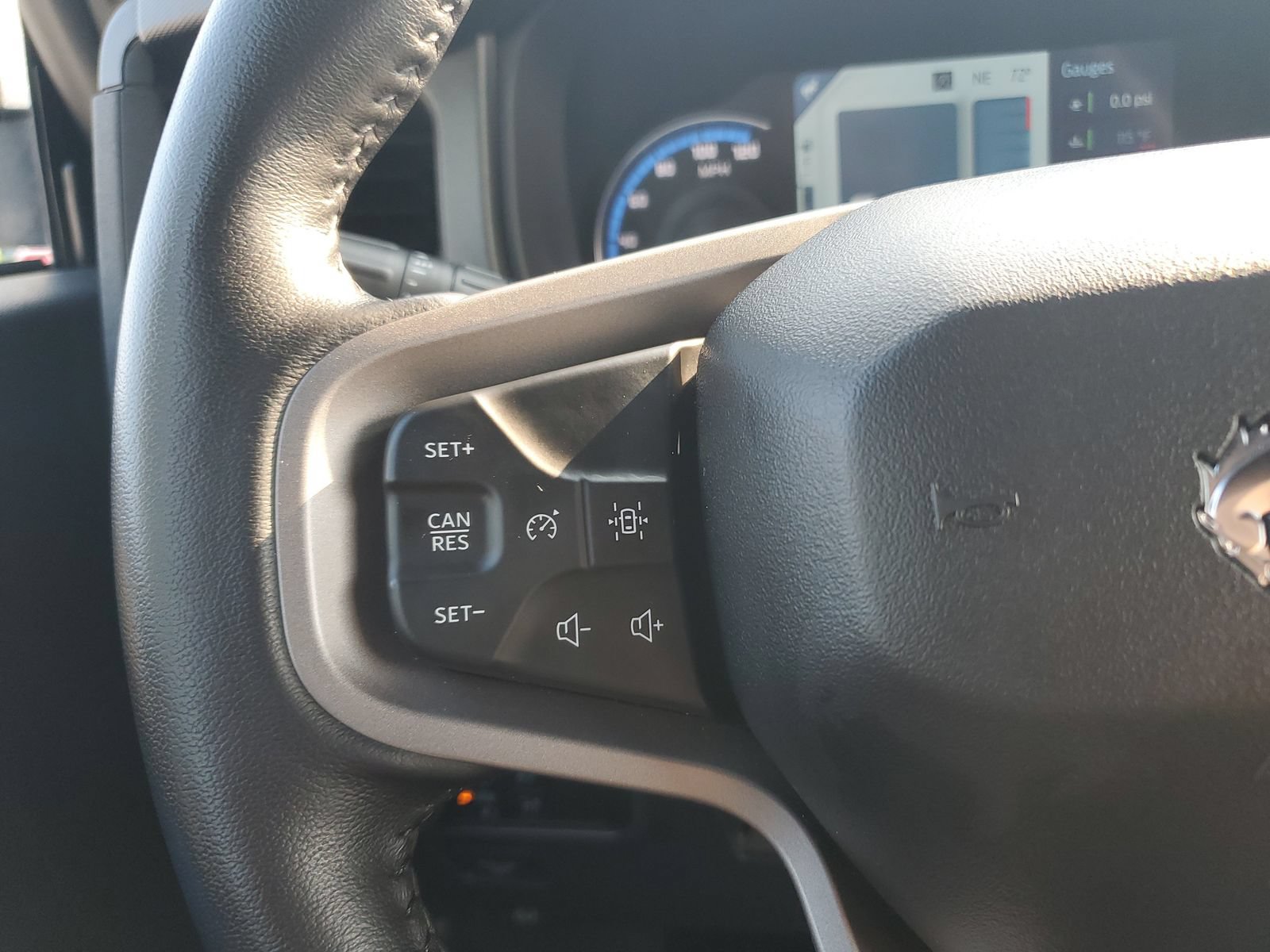 Used 2024 Ford Bronco Badlands AWD/4WD image 18