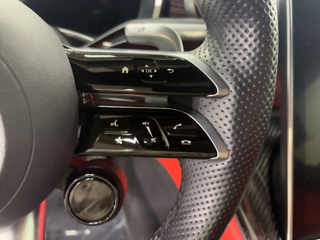 Used 2022 Mercedes-Benz SL 63 AMG 4MATIC image 15