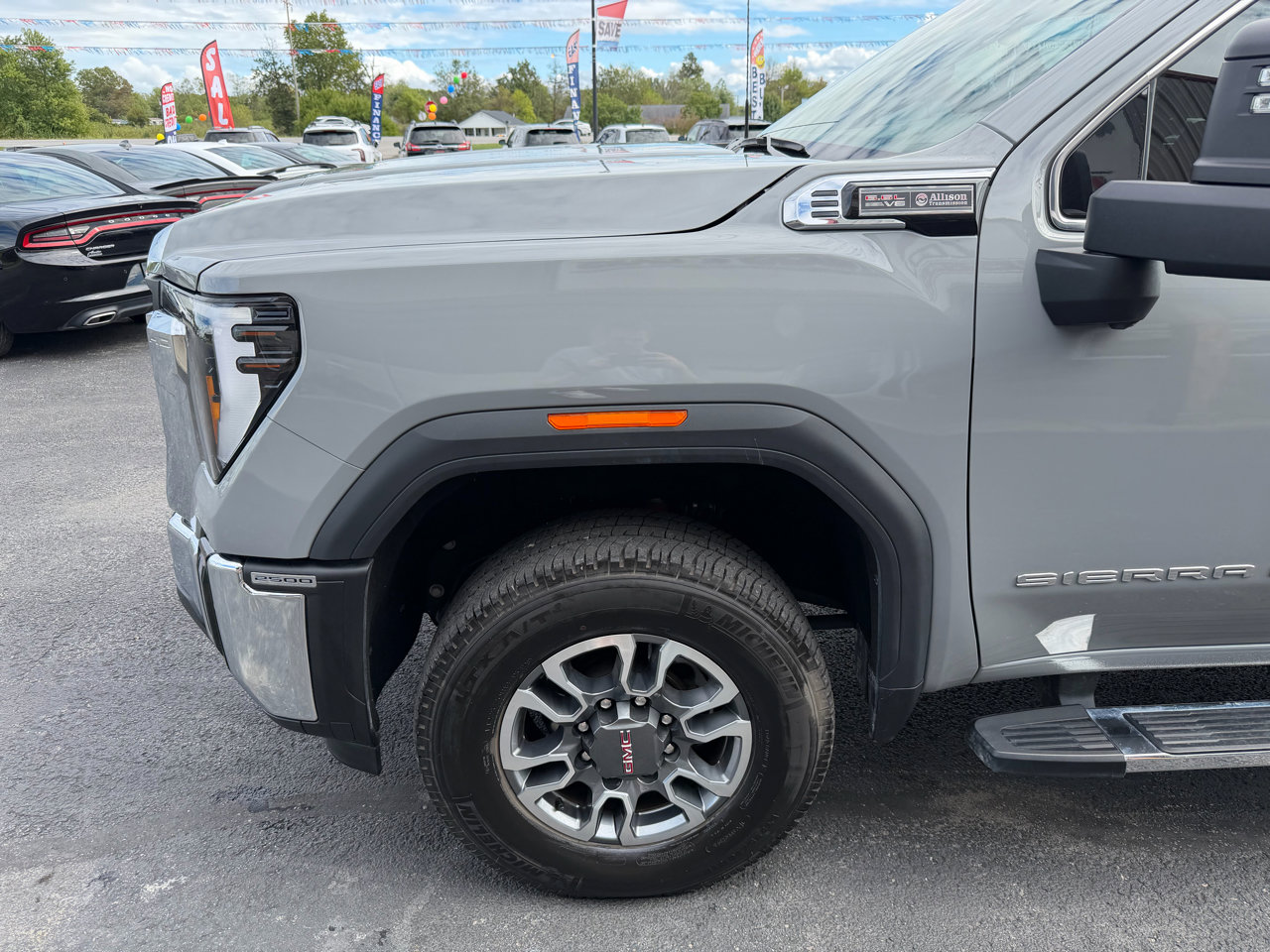 Used 2024 GMC Sierra 2500 SLE w/ SLE Value Package; image 13