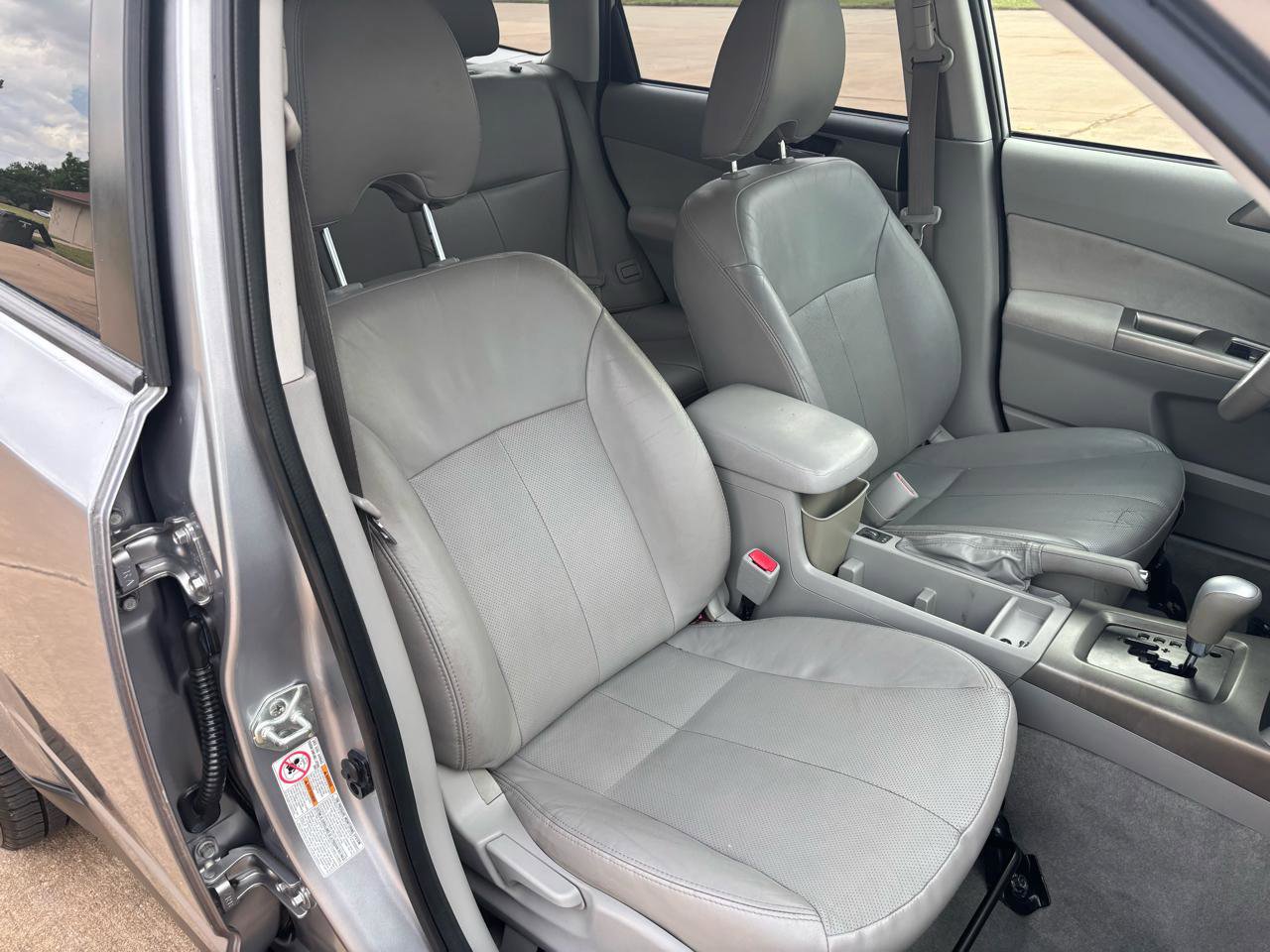 Used 2010 Subaru Forester 2.5XT Limited AWD/4WD image 8