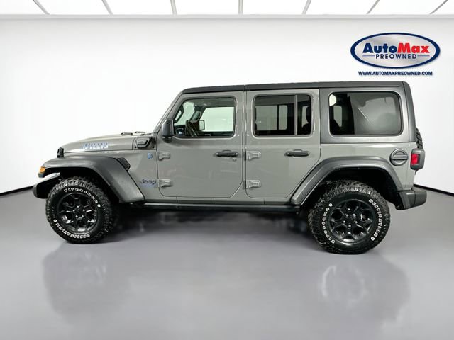 Used 2023 Jeep Wrangler Unlimited w/ Cold Weather Group AWD/4WD image 8