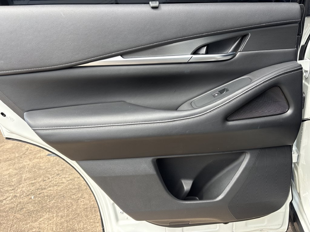 Used 2024 INFINITI QX60 Luxe FWD image 25