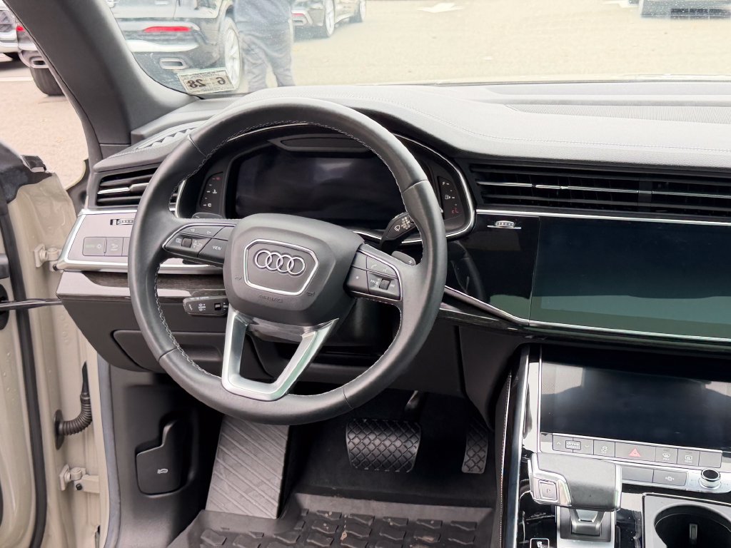 Used 2023 Audi Q8 Premium Plus w/ Premium Plus Package AWD/4WD image 22