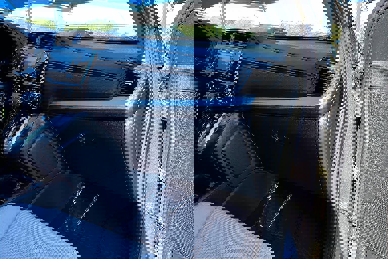 Used 2017 Honda CR-V LX image 18