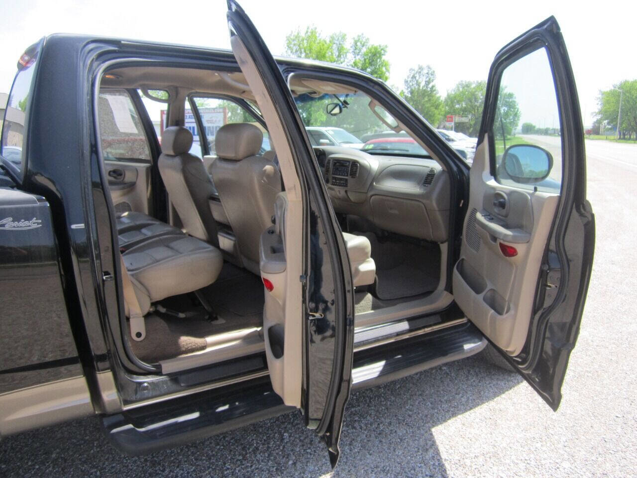 Used 2003 Ford F150 Lariat AWD/4WD image 9