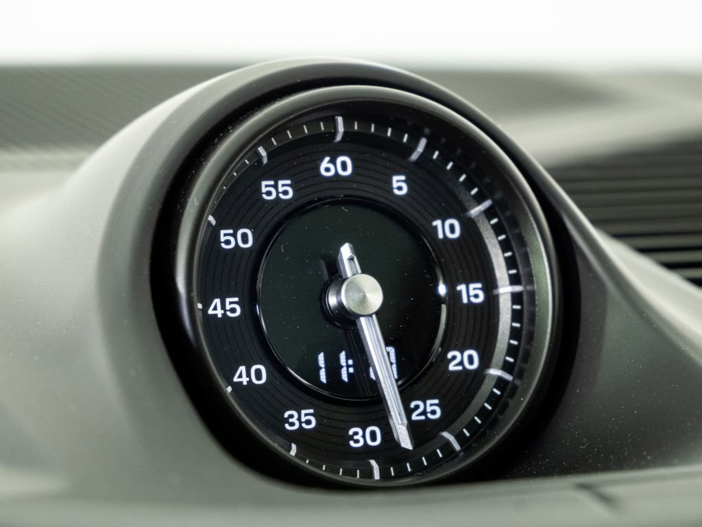 New 2026 Porsche Cayenne Base image 17