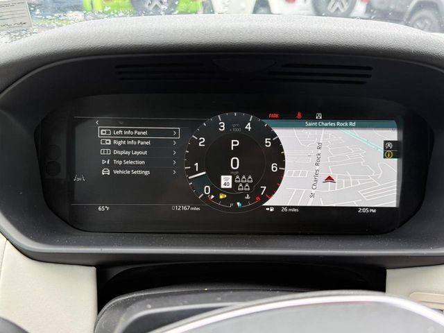 Used 2025 Land Rover Discovery S AWD/4WD image 32