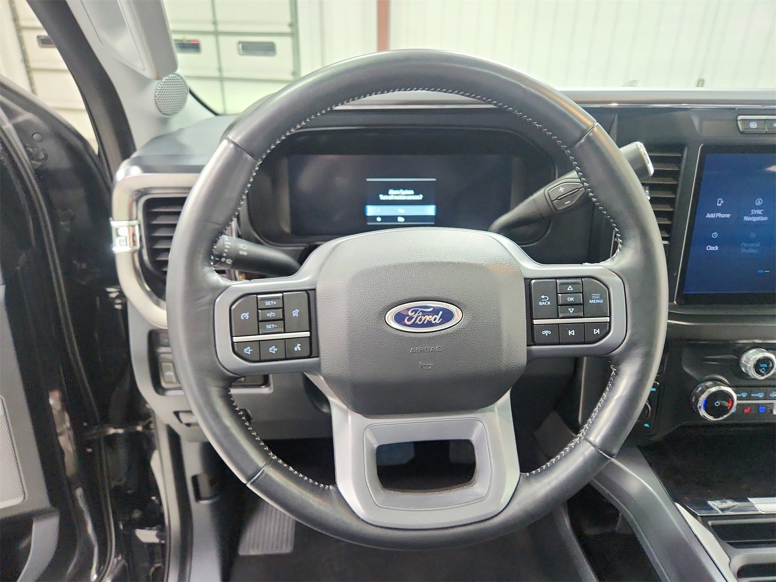 Used 2024 Ford F250 Lariat w/ Chrome Package image 23