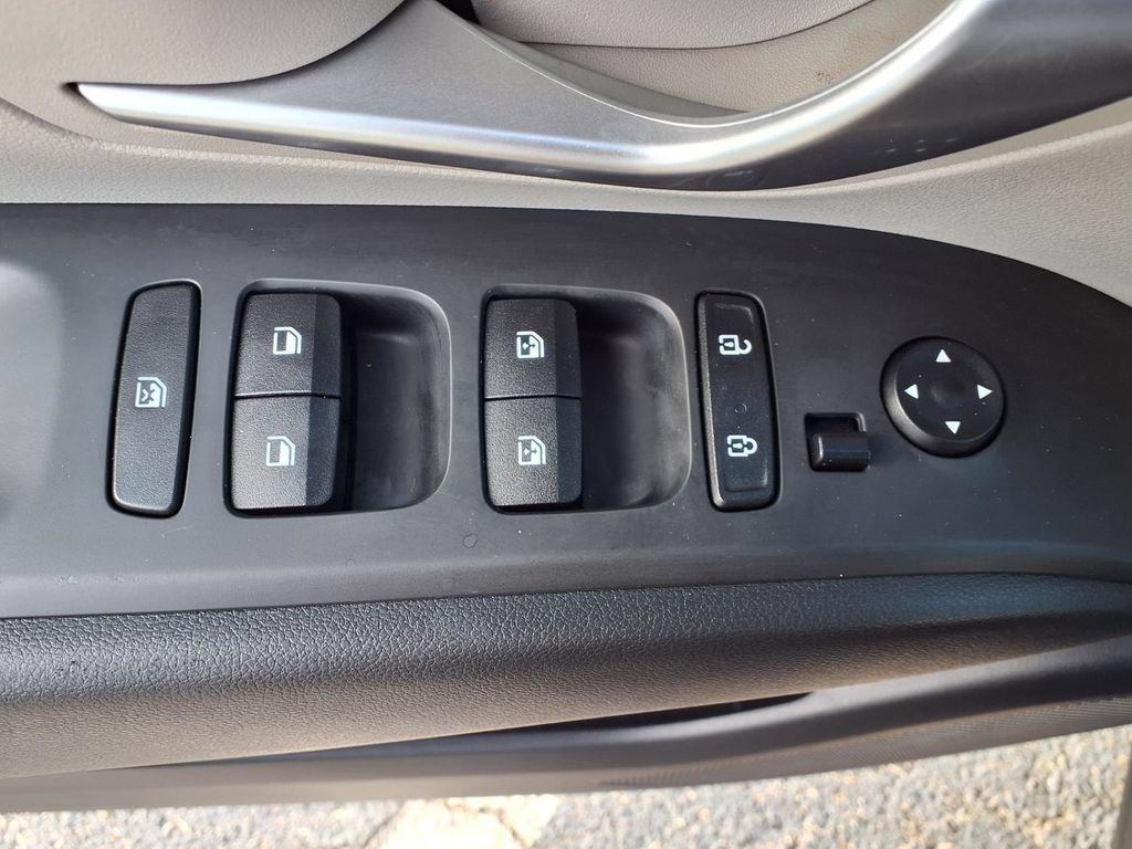 Used 2022 Hyundai Tucson Blue AWD/4WD image 5