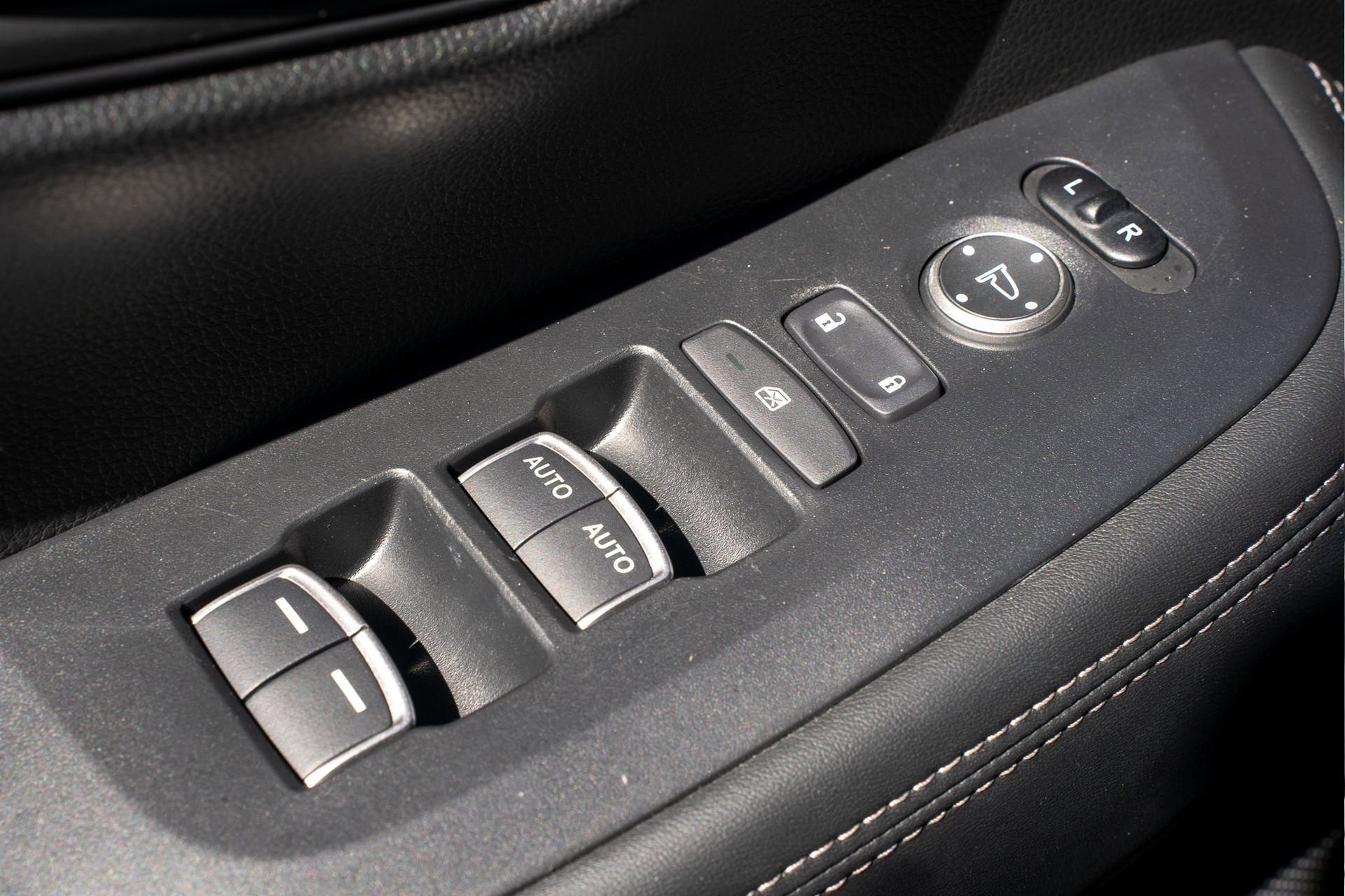 Certified 2023 Honda HR-V EX-L image 26