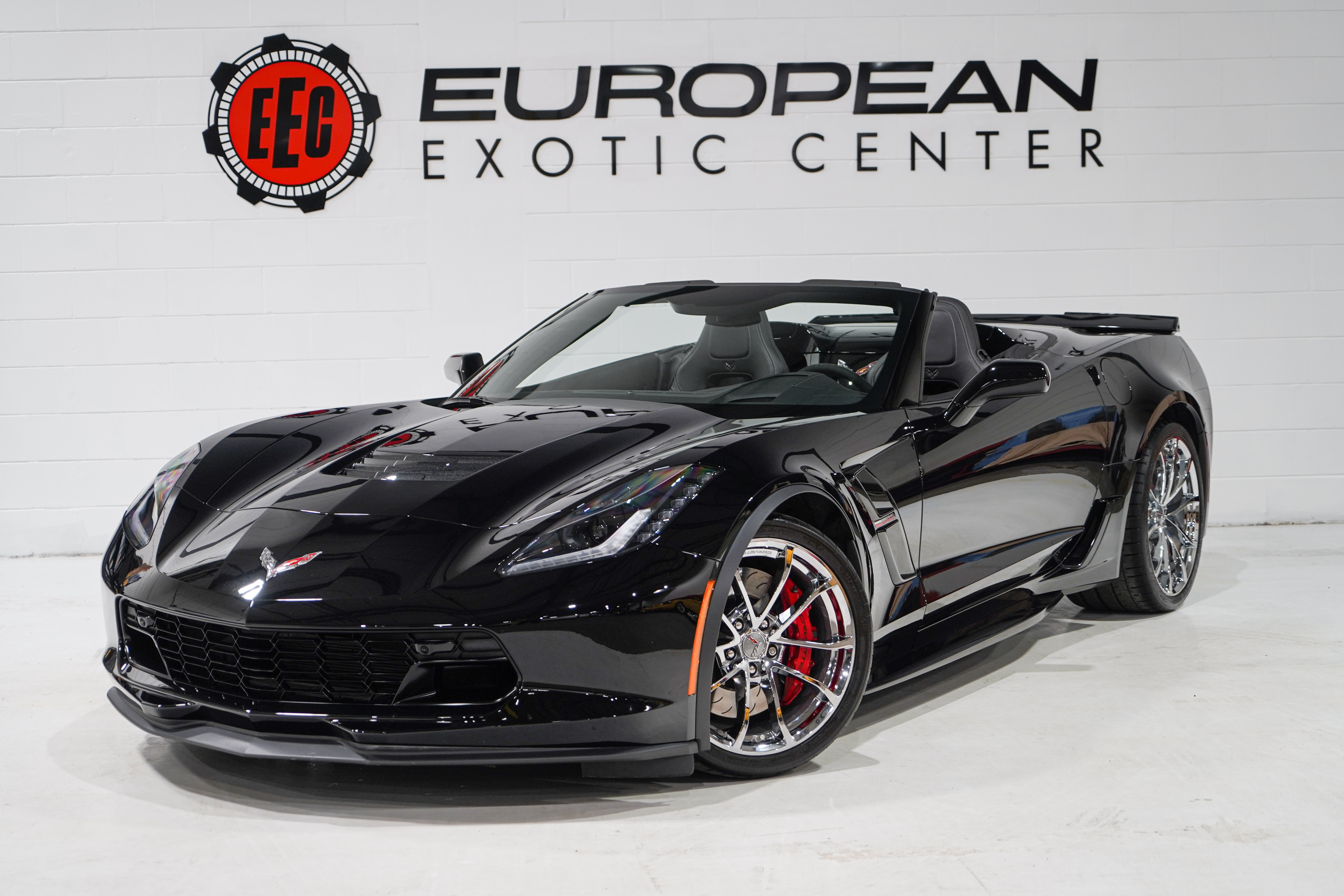 Used 2019 Chevrolet Corvette Grand Sport RWD image 4