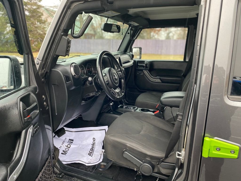 Used 2017 Jeep Wrangler Unlimited Sport image 22