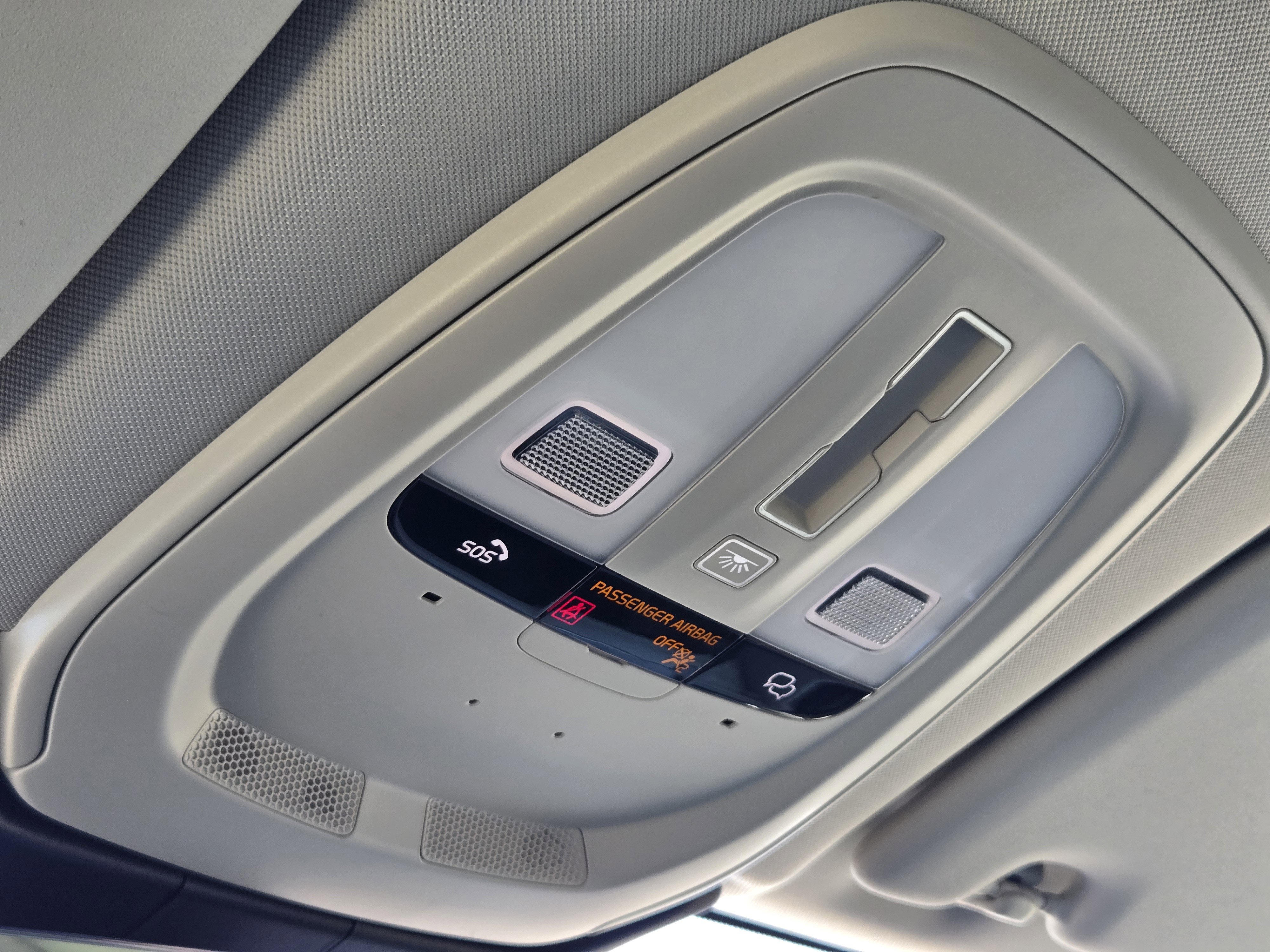 Used 2023 Volvo XC60 B5 Plus w/ Climate Package image 32