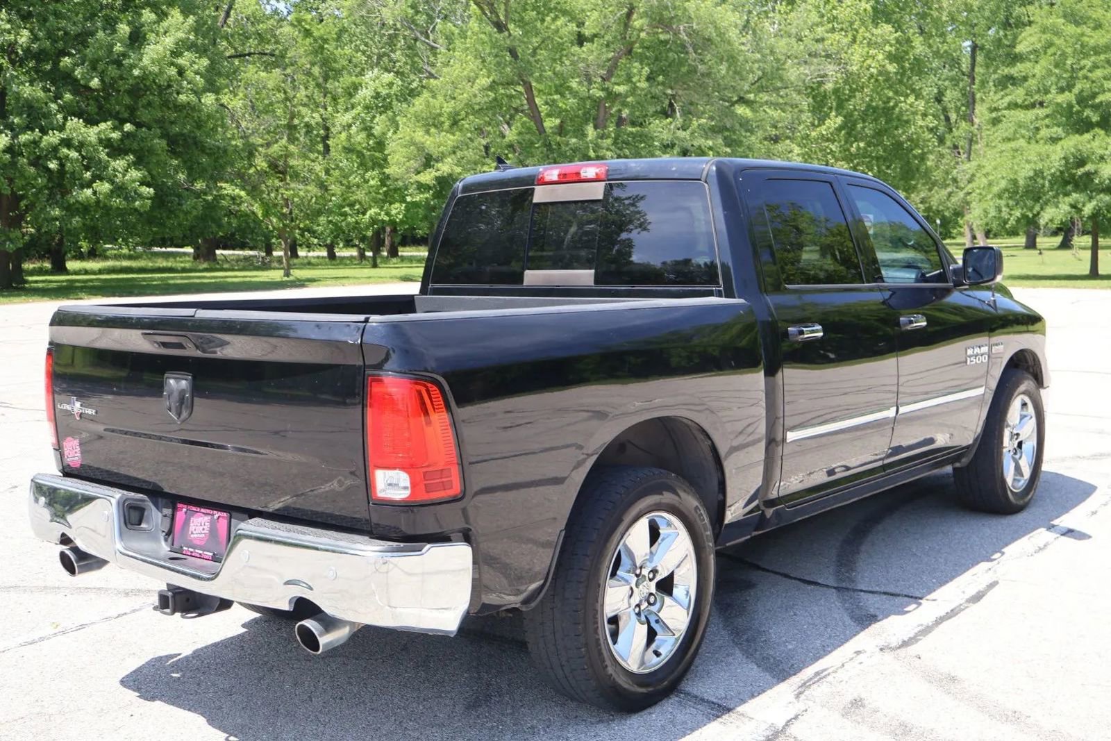 Used 2015 RAM 1500 Lone Star RWD image 5