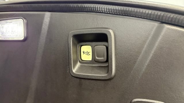 Used 2023 GMC Hummer EV Edition 1 AWD/4WD image 10