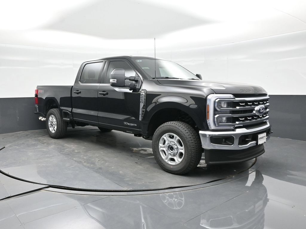 New 2026 Ford F250 XLT w/ XLT Premium Package AWD/4WD image 16