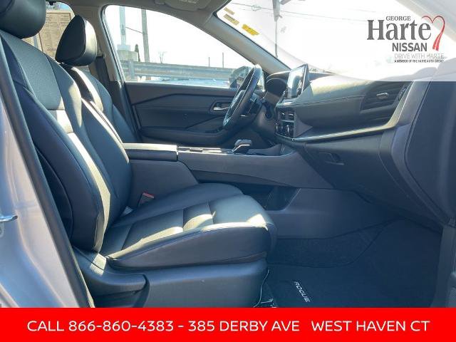 Certified 2023 Nissan Rogue SV w/ SV Premium B Package AWD/4WD image 19